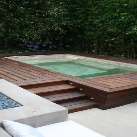 Semesterbostad Blissful Holiday In With Jacuzzi